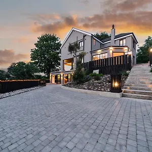  Villa The Ridge - Luxury Designer With Hot Tub And Sauna, Bexley Borough Of